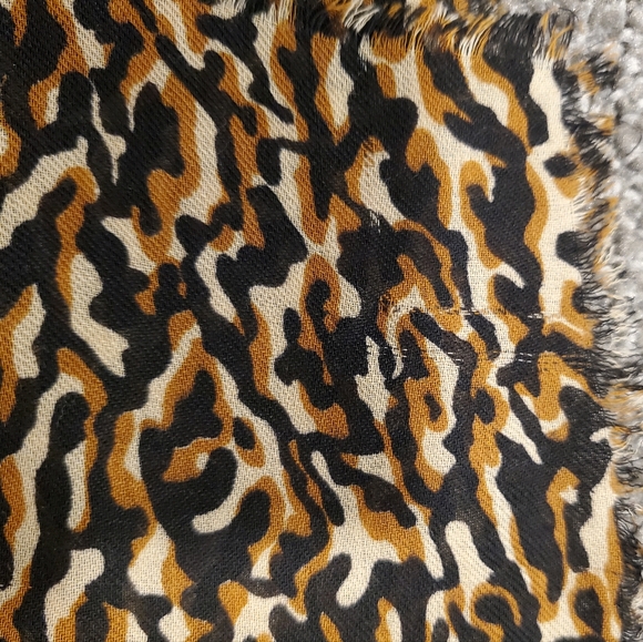 Saint Laurent Leopard Camoflouge Banadana Scarf - Picture 5 of 5